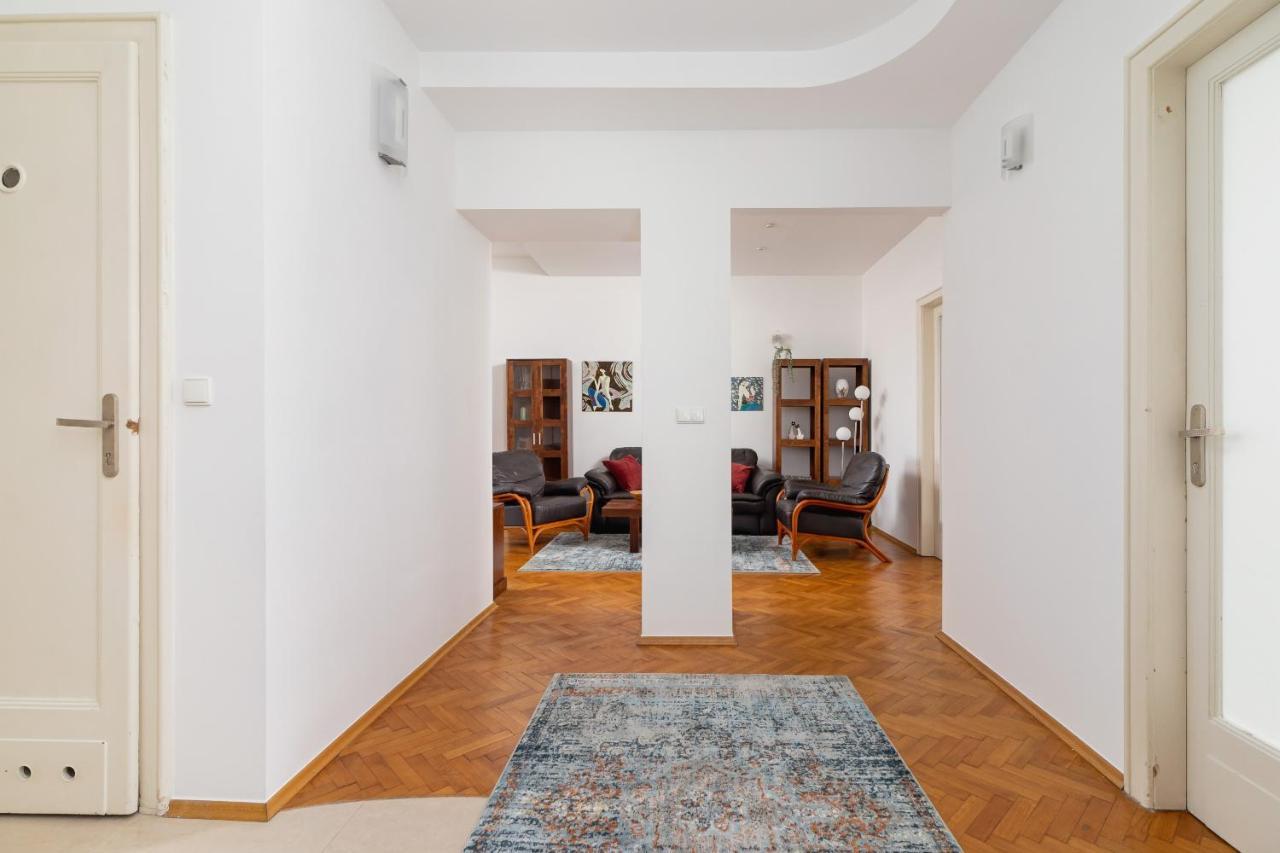 Slowacki Avenue Family Apartments Cracow By Noclegi Renters クラクフ エクステリア 写真