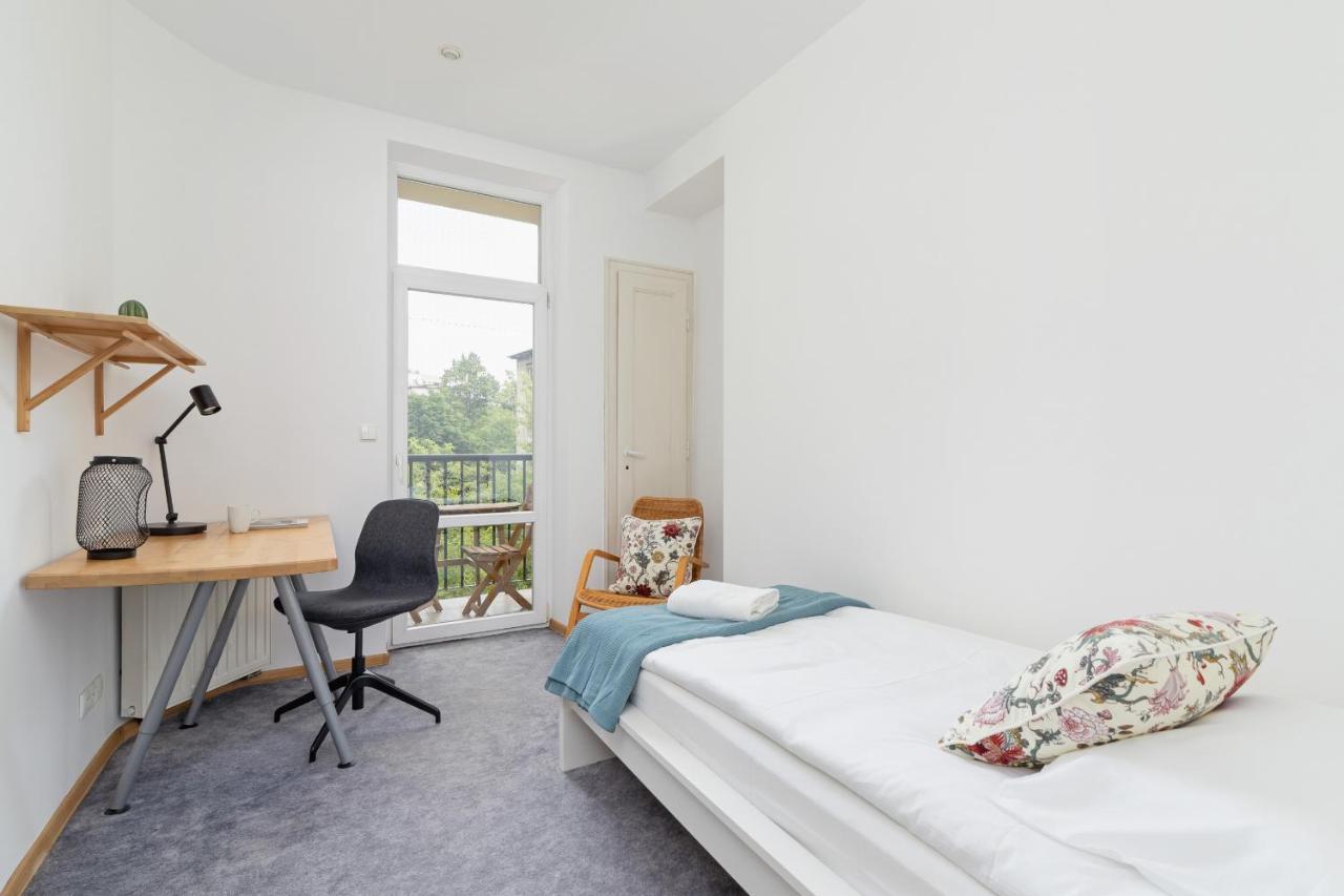 Slowacki Avenue Family Apartments Cracow By Noclegi Renters クラクフ エクステリア 写真