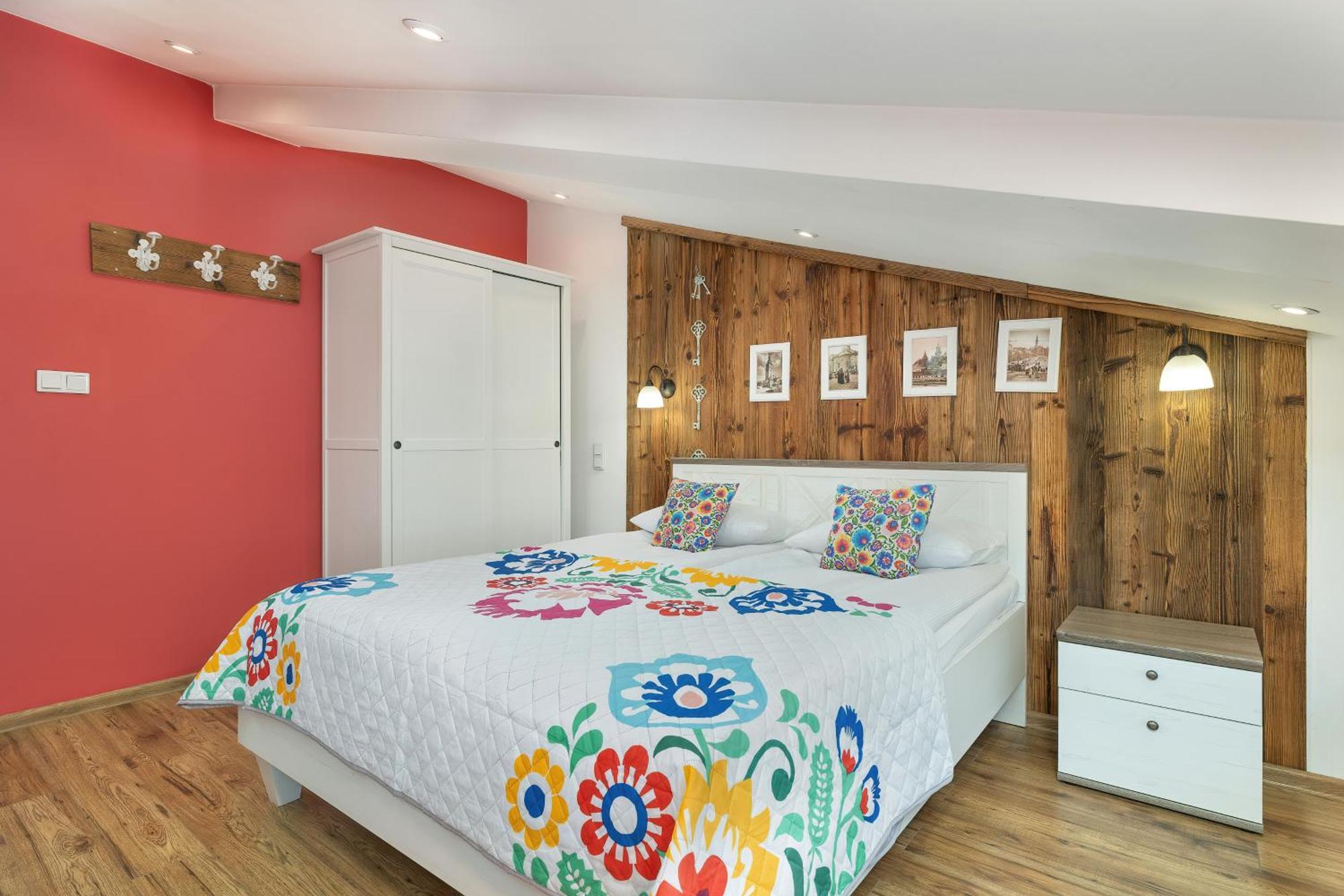 Slowacki Avenue Family Apartments Cracow By Noclegi Renters クラクフ エクステリア 写真