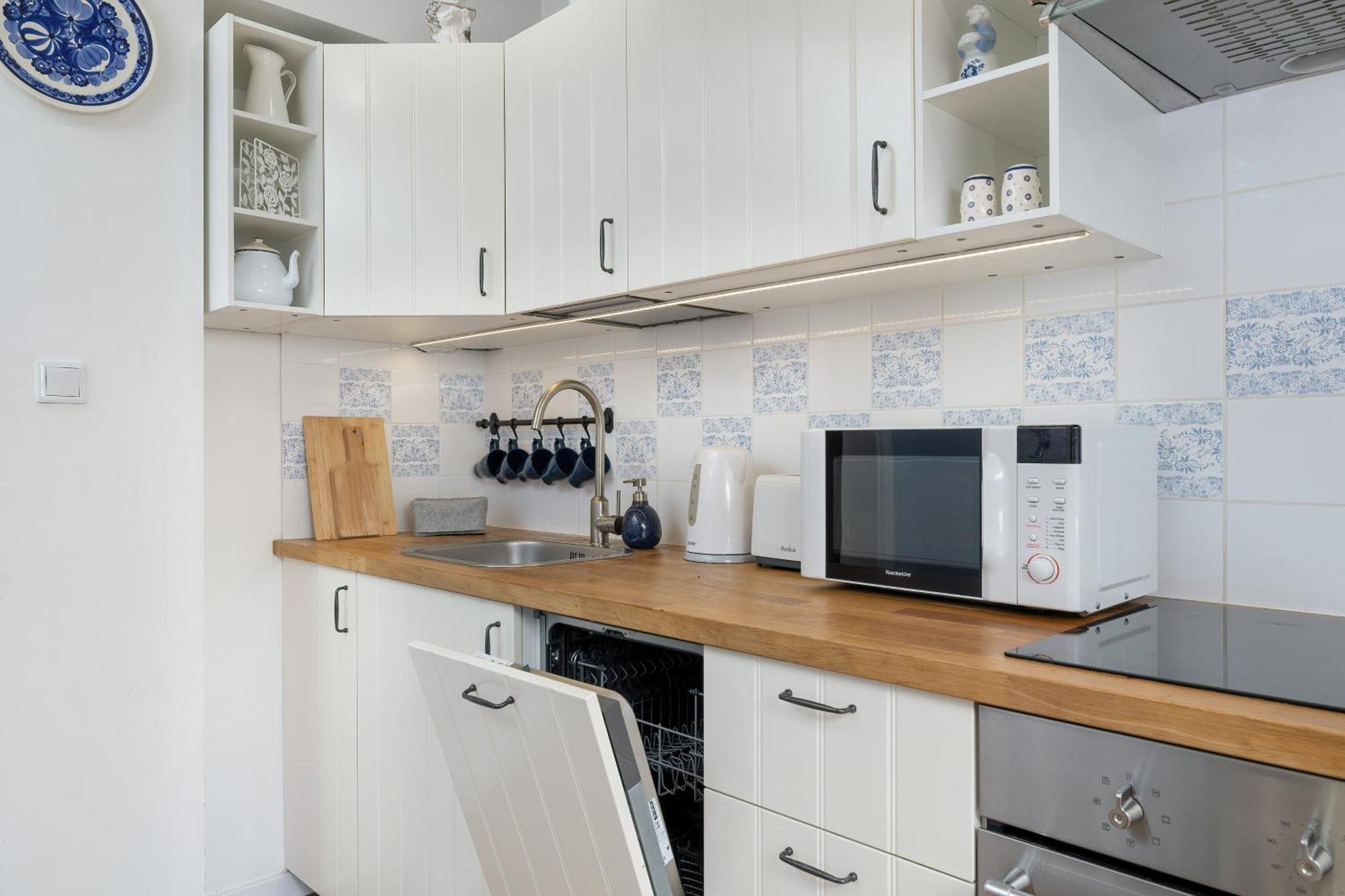 Slowacki Avenue Family Apartments Cracow By Noclegi Renters クラクフ エクステリア 写真